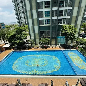 Apartment Vinhomes Landmark Condotel, Ho Chi Minh City